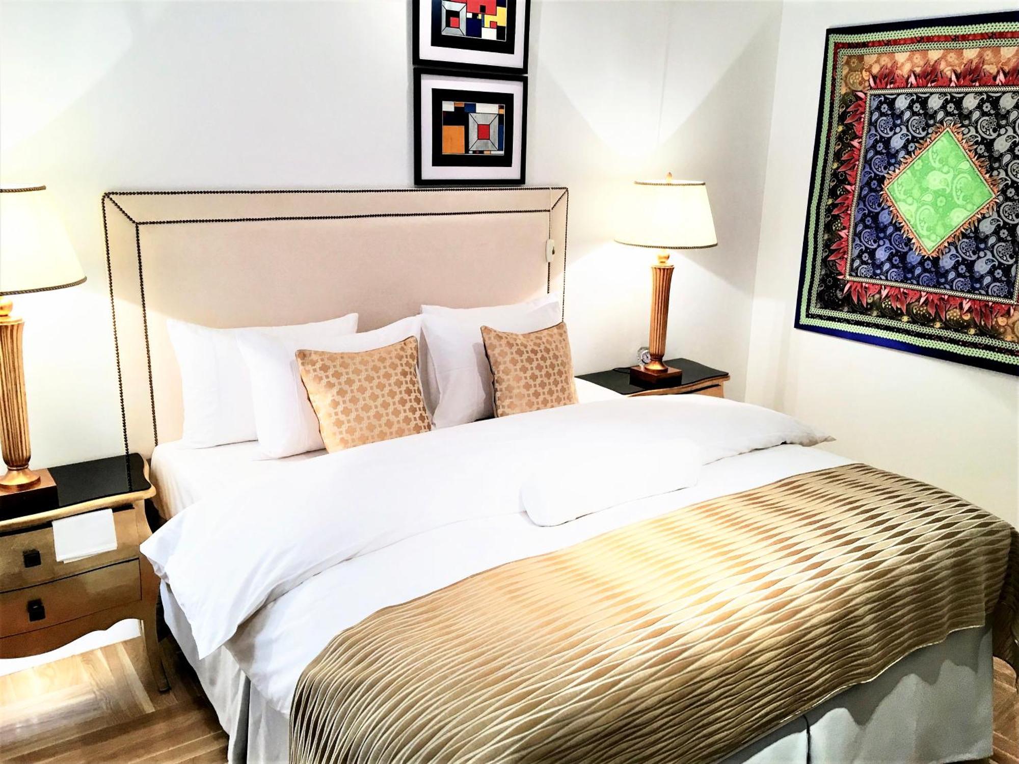 Mondrian Luxury Suites & Apartments Market Square I Warsawa Ruang foto