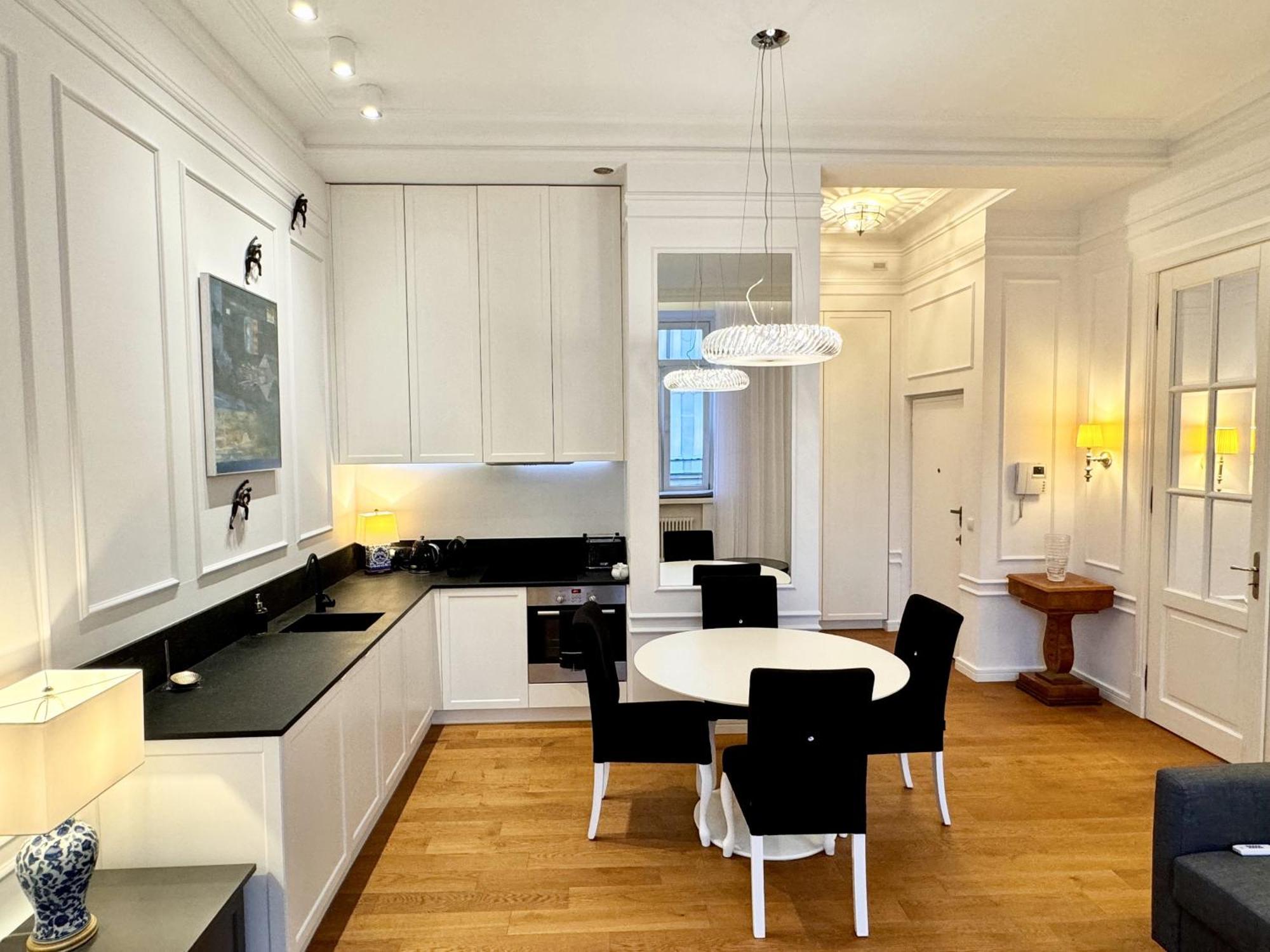 Mondrian Luxury Suites & Apartments Market Square I Warsawa Bagian luar foto
